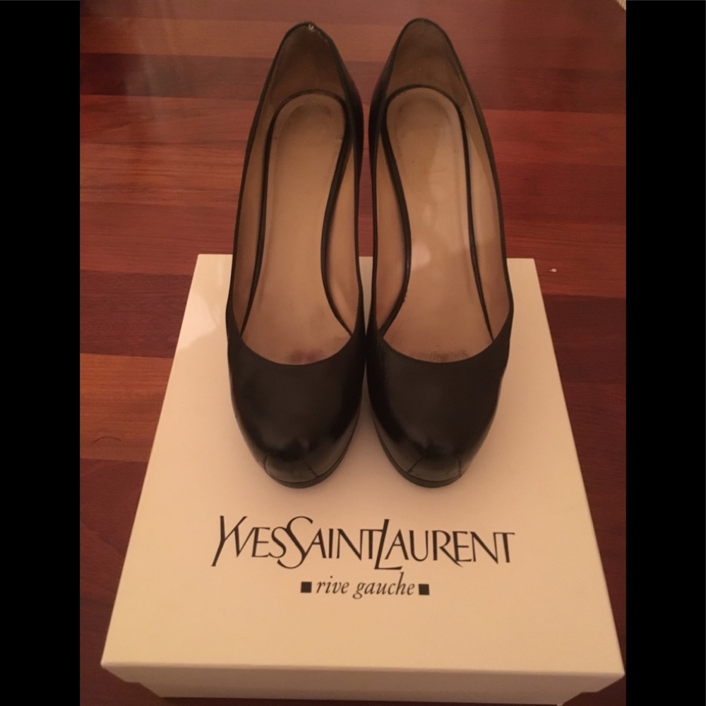 Black YSL Tribtoo 80 hidden platform pump.